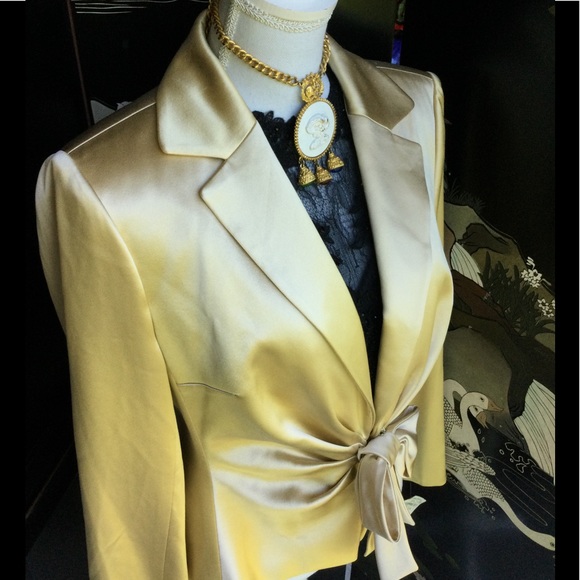 Rich Gold Silk Kay Unger Evening Jacket - Picture 8 of 14